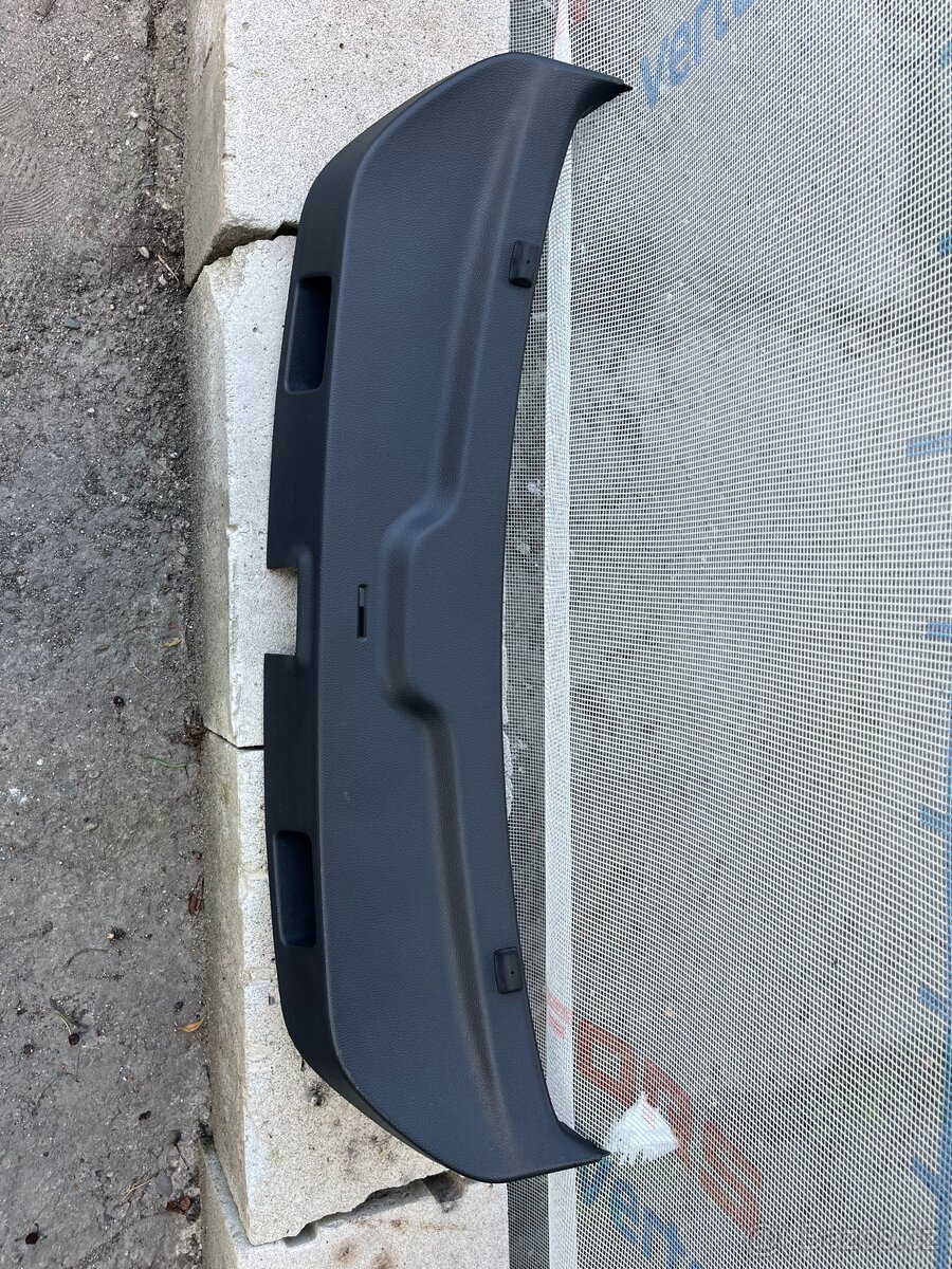 Plasty pátých dveří Volkswagen Scirocco 3