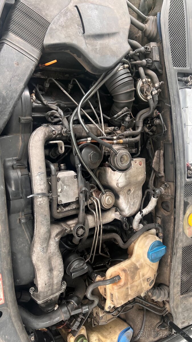 motor 2.5tdi v6 132kw AKE / BAU
