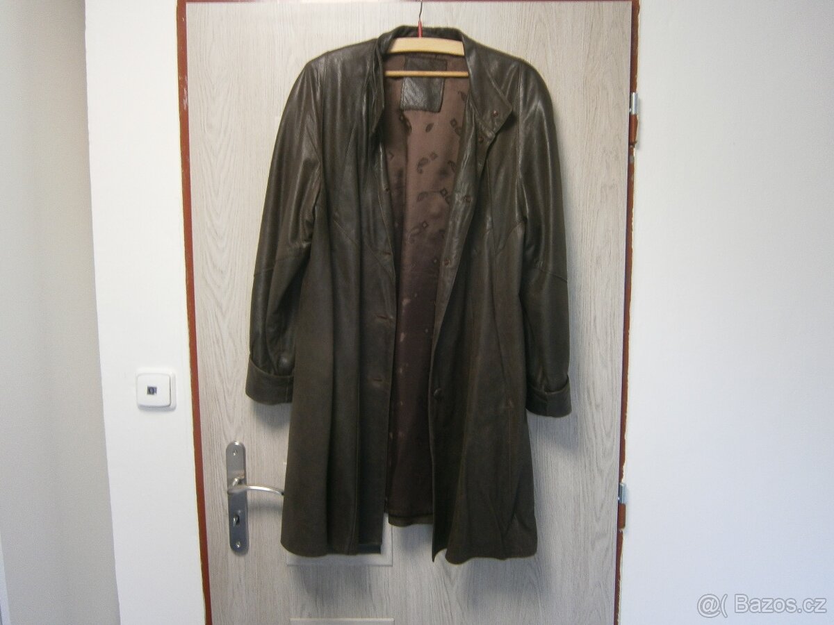 2 x kožené dámské paleto ,pravá kůže  číst článek