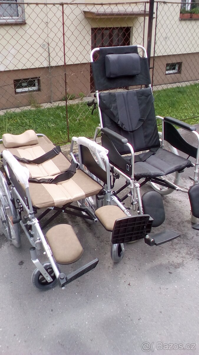 INVALIDNÍ VOZÍK-45 CM,POLOHOVACÍ 90°-ZASÍLÁM PO ČR