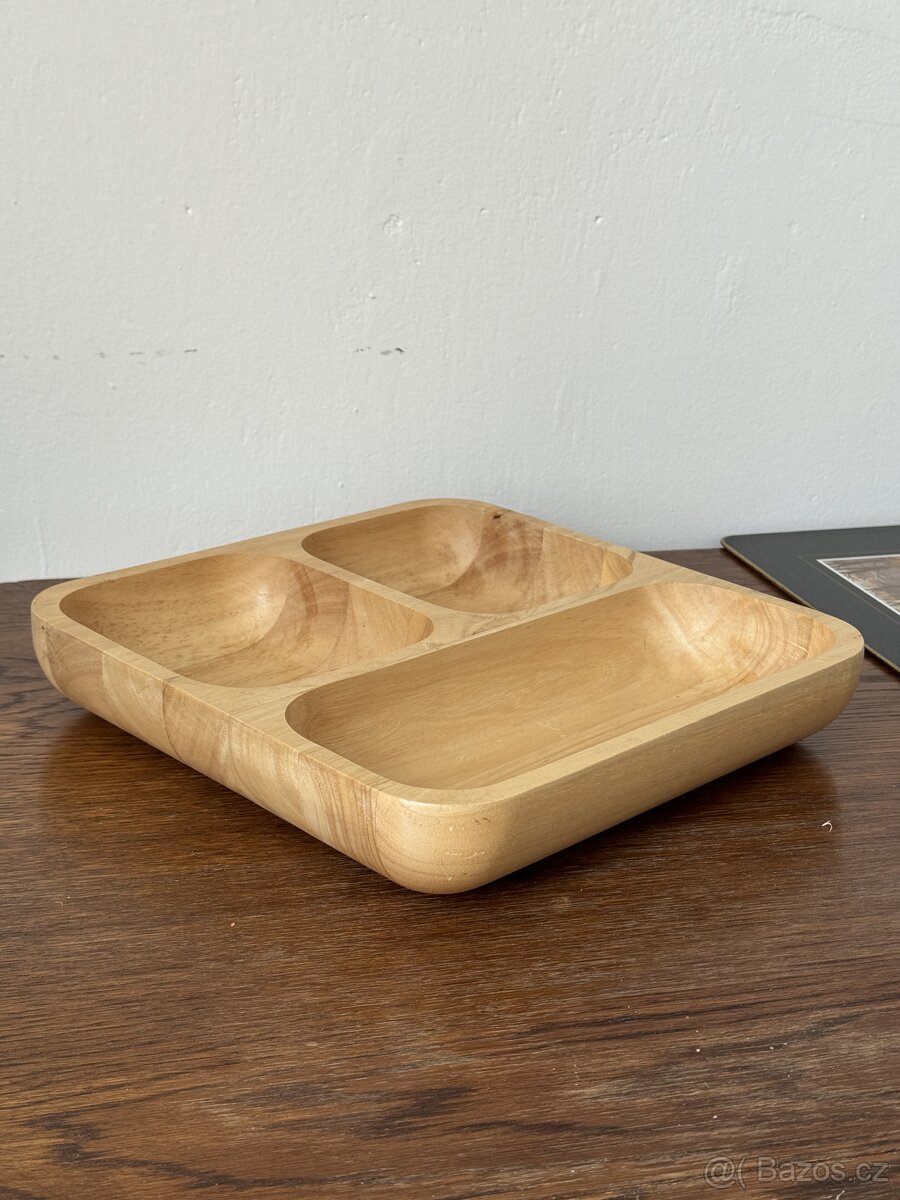 Dřevěná miska