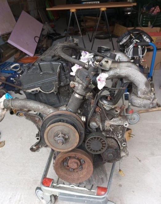 Motor Mercedes Benz W201 190E, W124 2.0 L, 90 kW