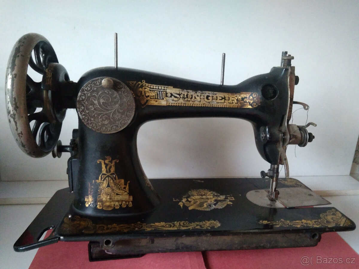 Šicí stroj SINGER