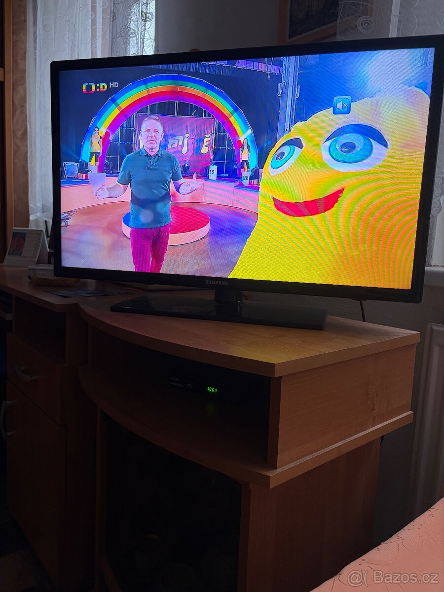 Televize Samsung 32 palcu + setopbox