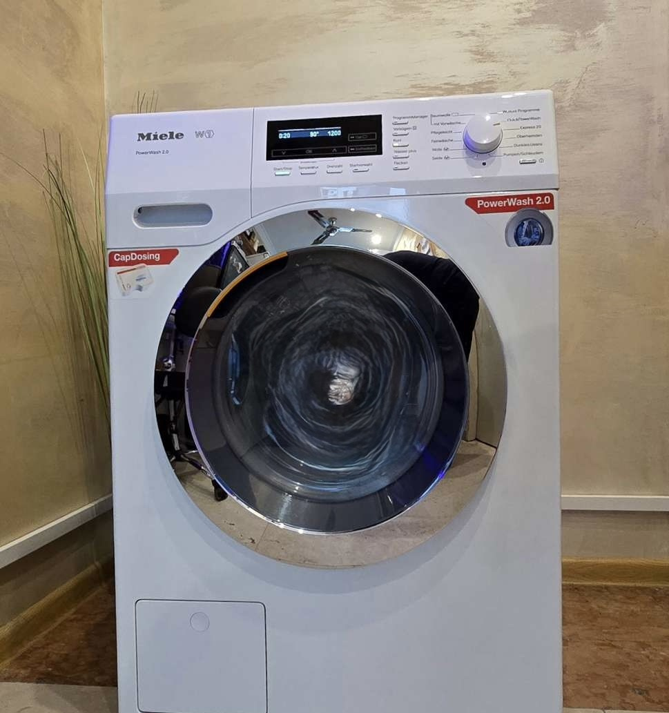 Miele moderní pračka 8kg, A+++, 1600 otáček, ČESKÁ