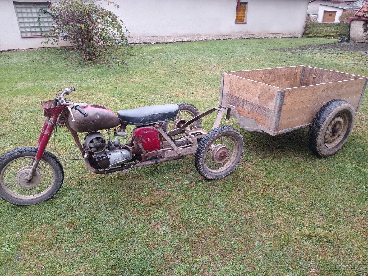 TERÉNNÍ TŘÍKOLKA