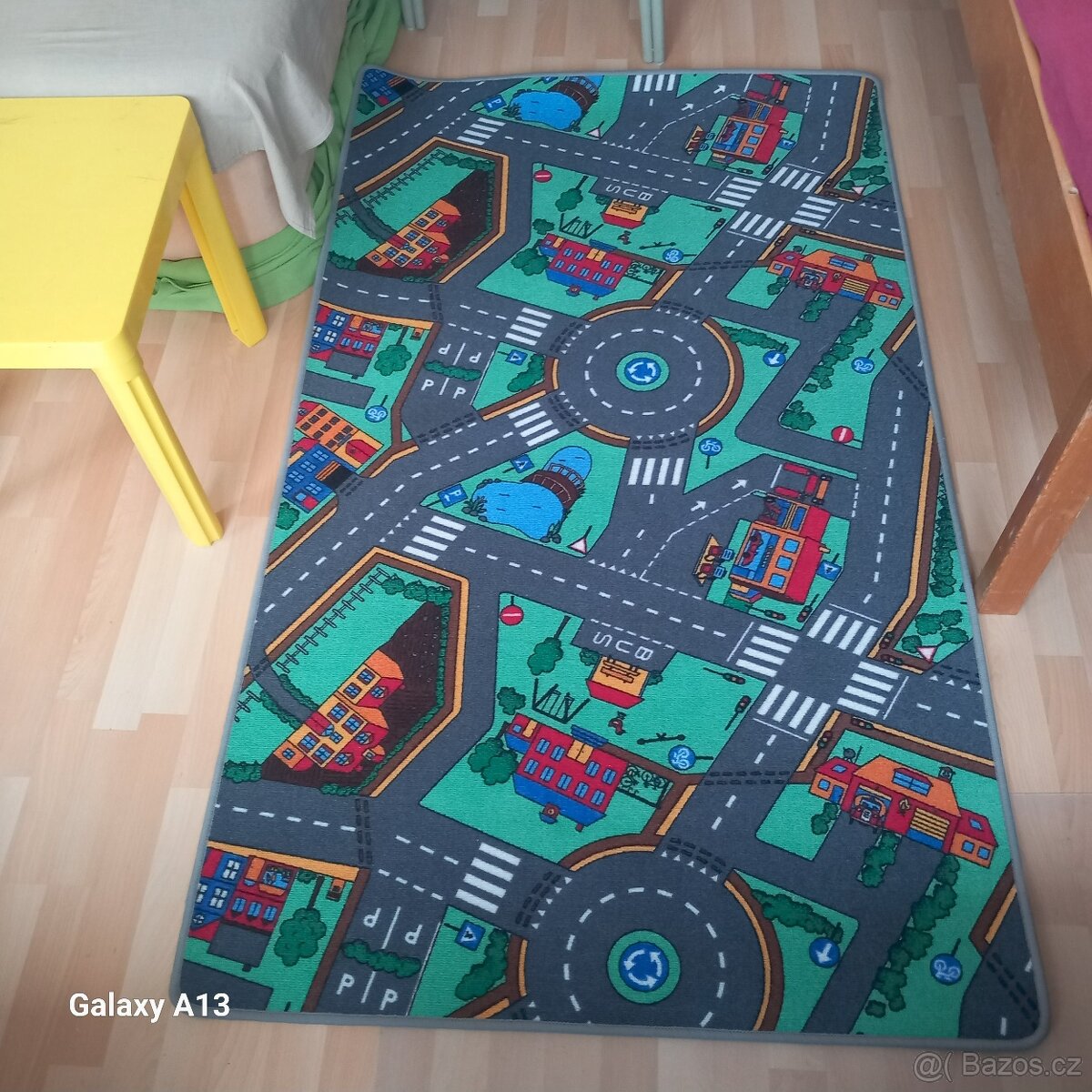 Koberec s dopravním značením