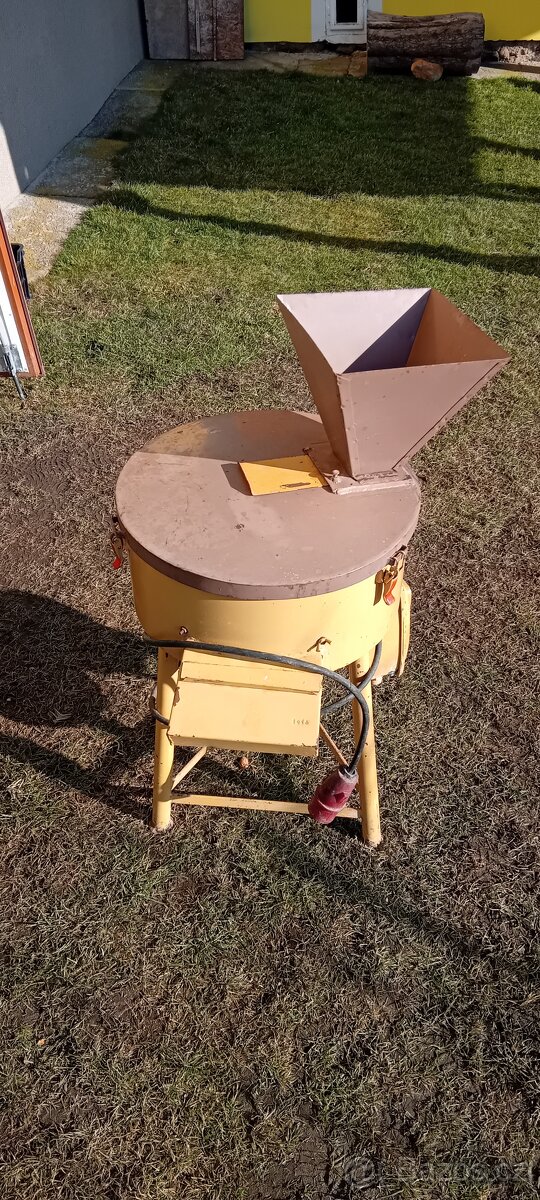 Šrotovník na obilí