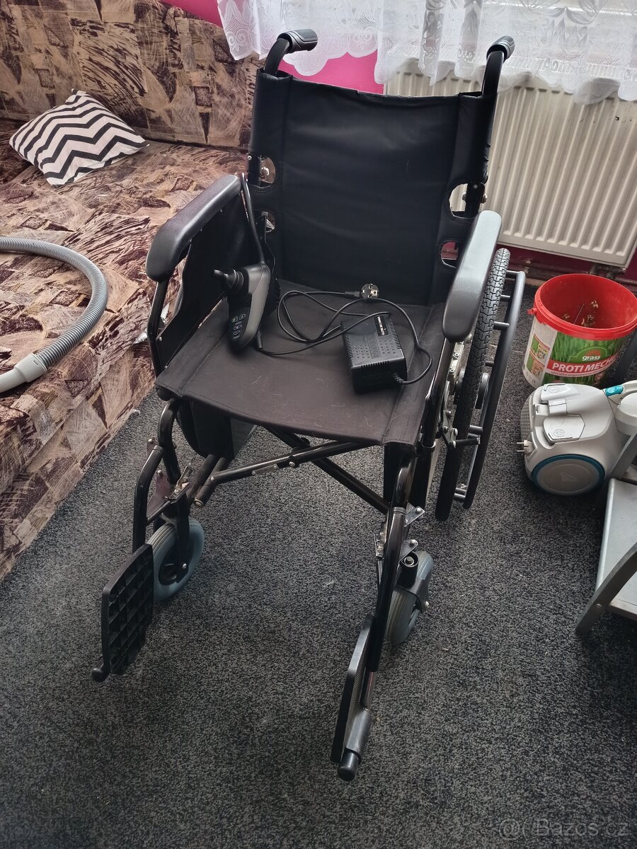 Elektrický invalidní vozík
