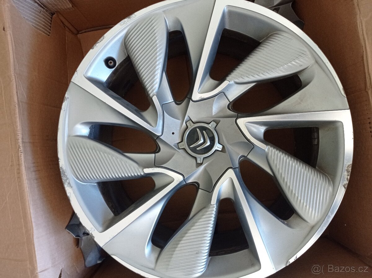 19" LETNI CAIRNS ORIGINAL CITROEN DS5, DS4, DS3