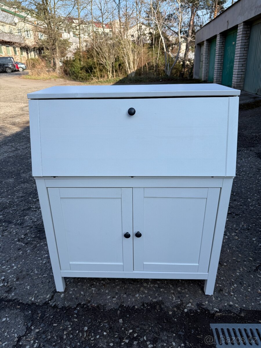 Sekretář IKEA Hemnes - bíl. mořidlo