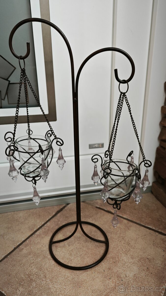 Stojánek na svíčku, stojan