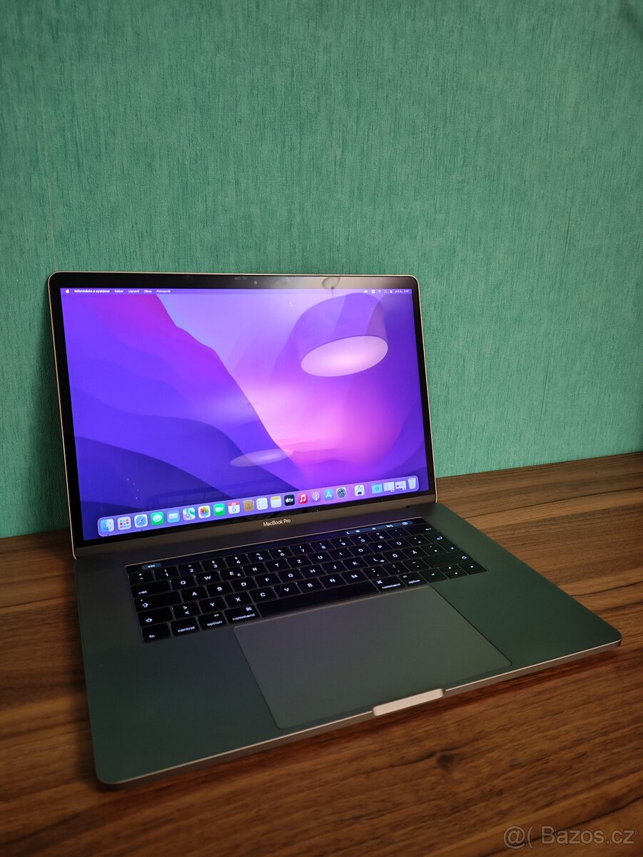 MacBook Pro 15 2016 | i7 • 16GB • 256GB SSD