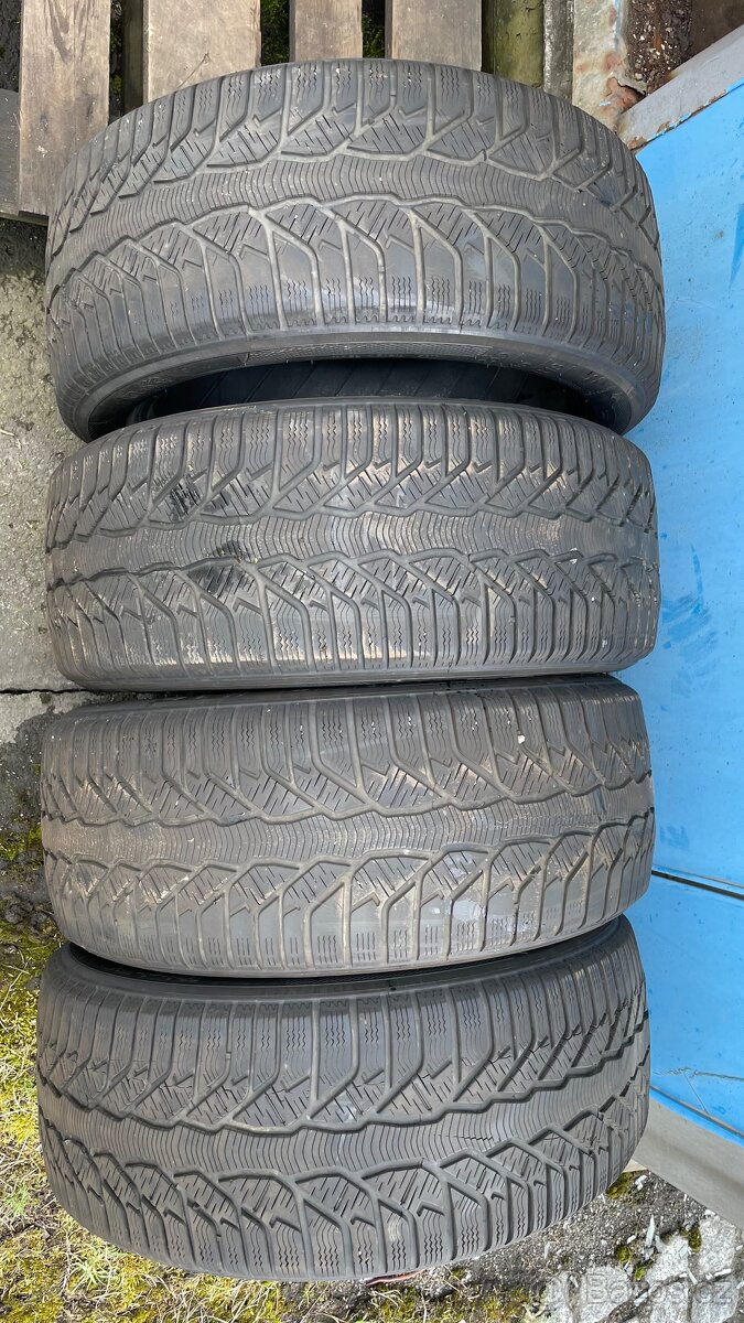Zimní pneumatiky Kleber 235/45 R18