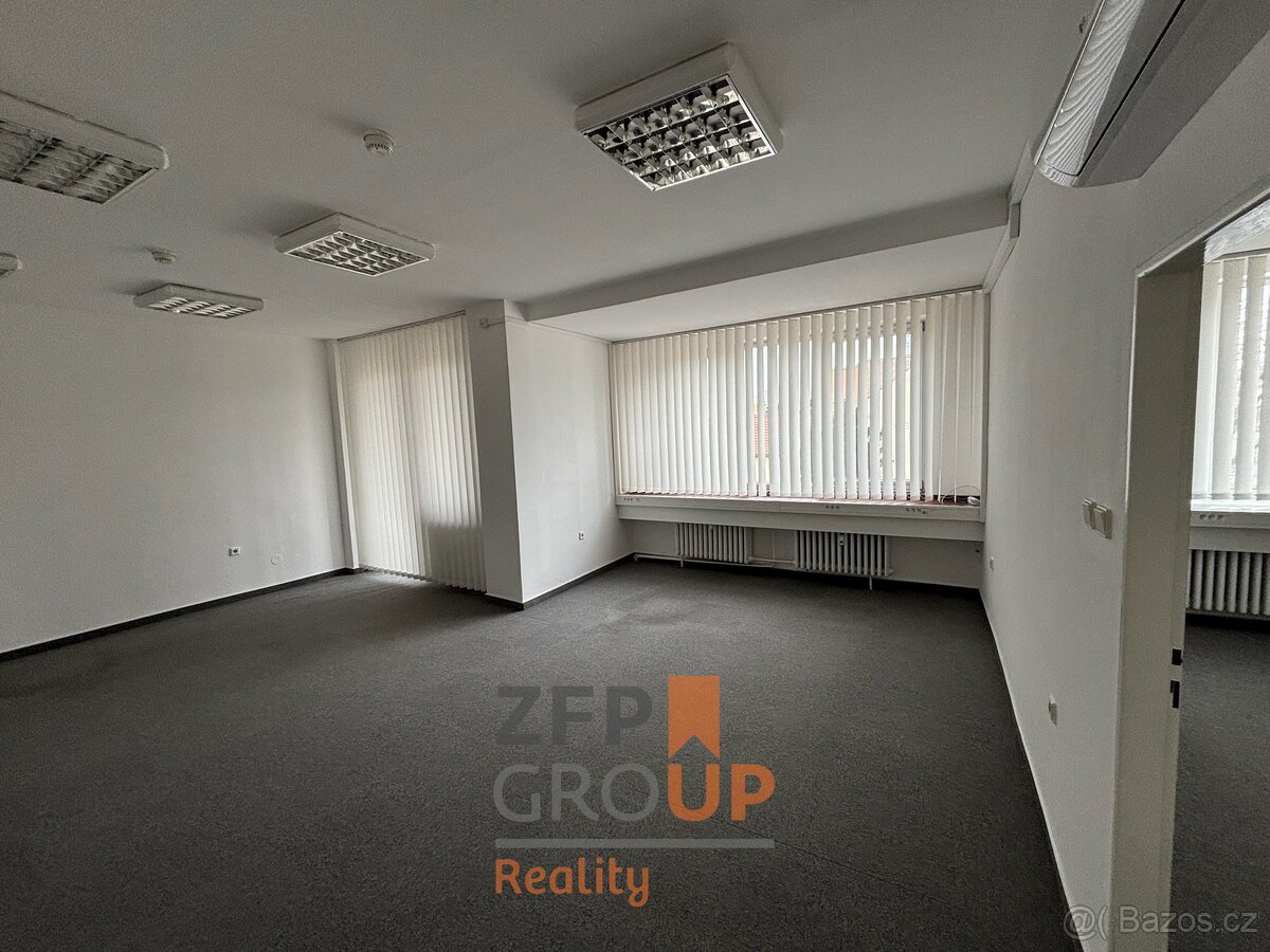 Pronájem kanceláře o rozloze 42 m2, ulice Národních hrdinů, 