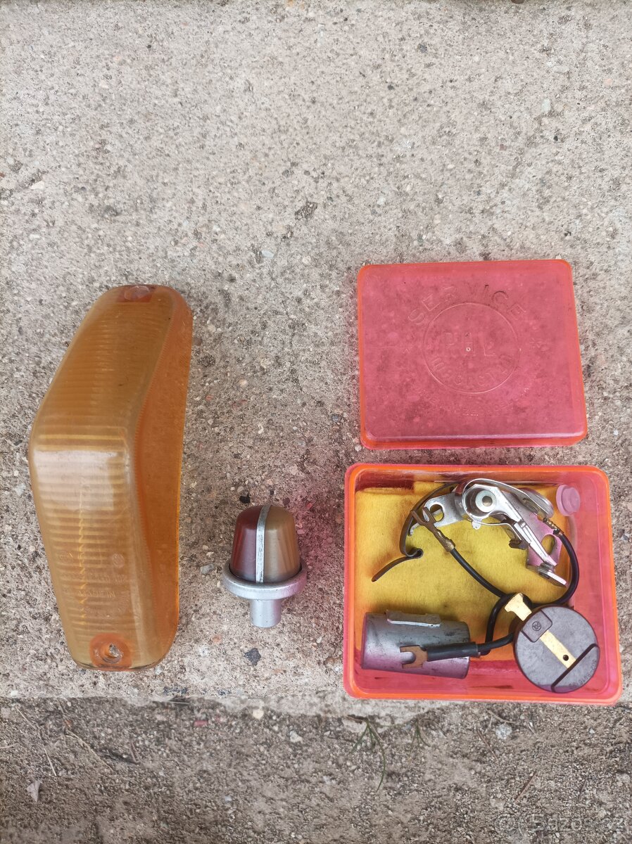 Škoda 1000 mb, poziční světlo, kryt blinkru,