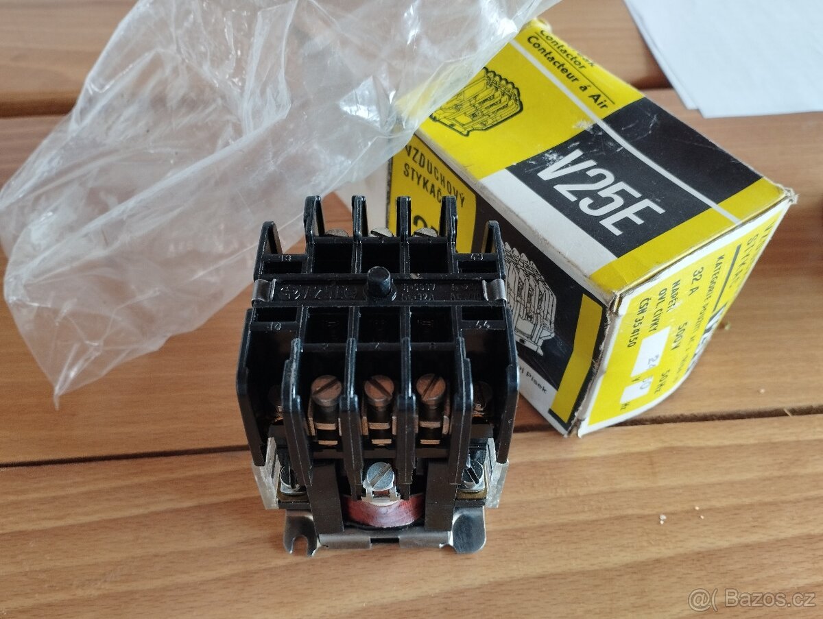Stykač V25E