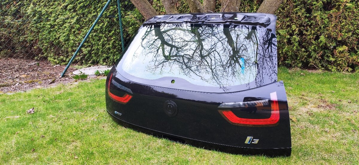 Víko kufru BMW i3