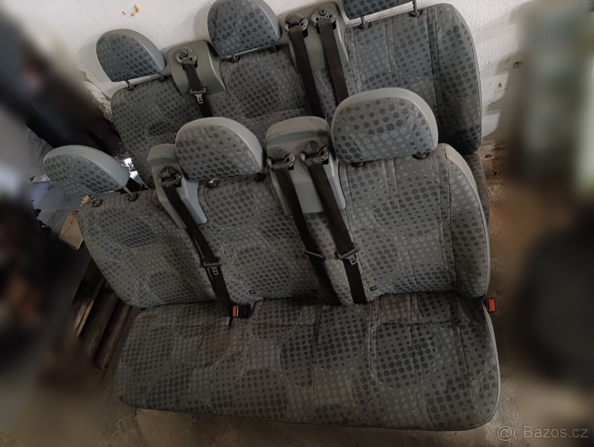 Zadní sedadla Ford transit