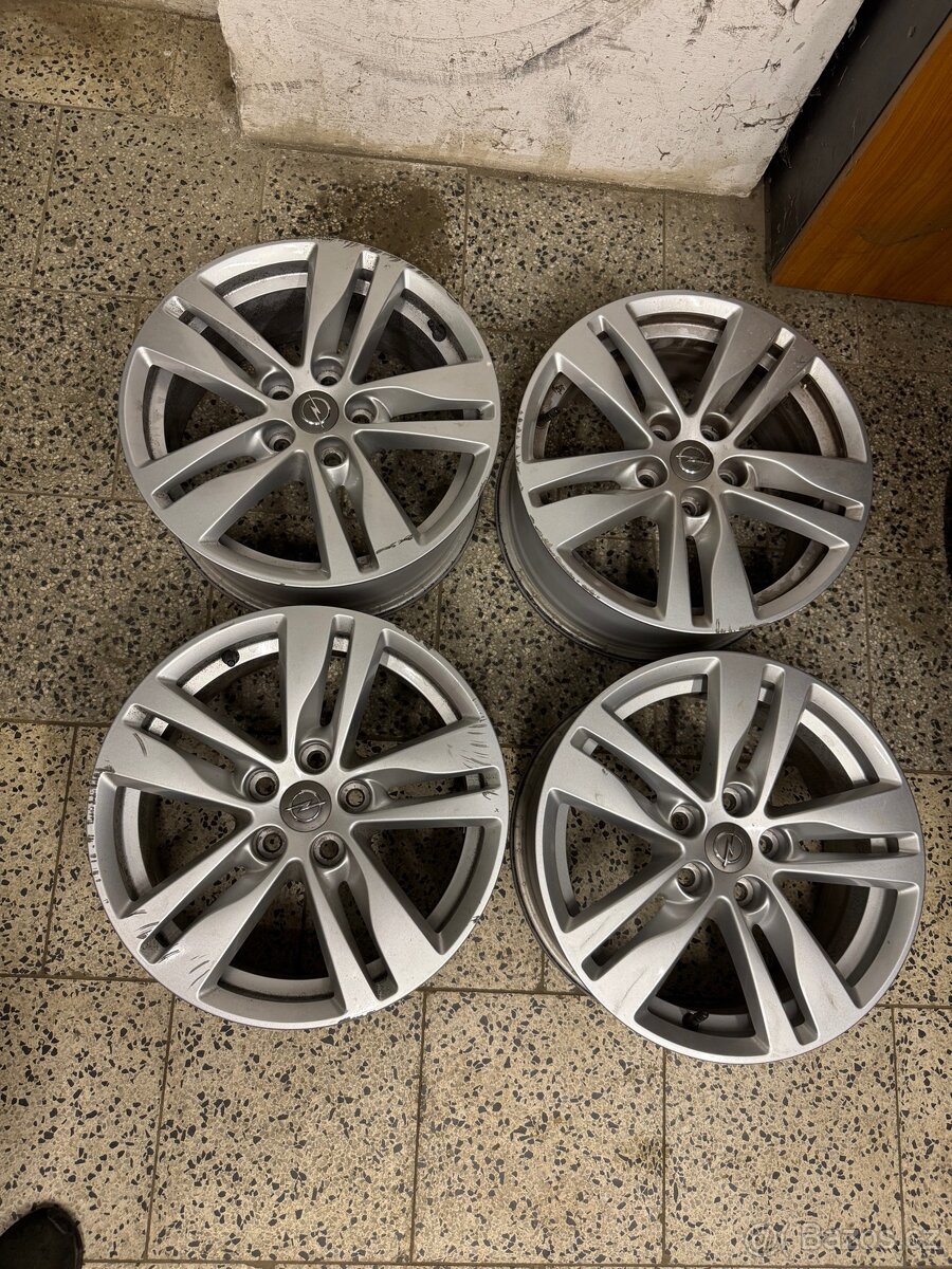 Alu disky opel astra k R16