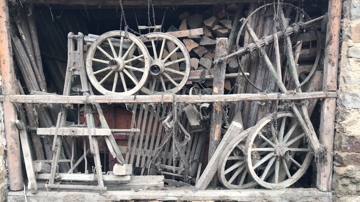 Žebřiňák, loukotová kola, nápravy