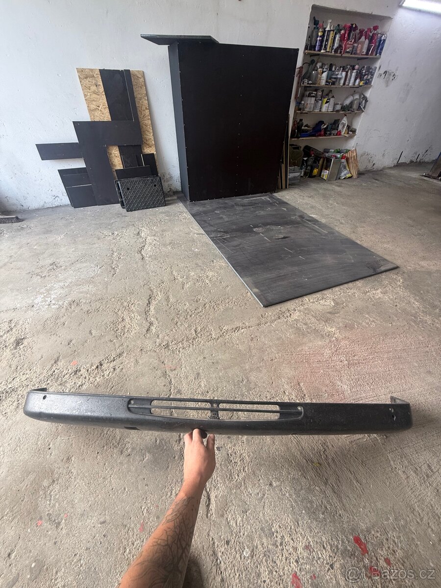 Přední pod naraznik bmw e30