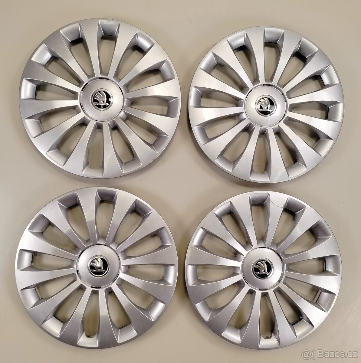 Originální poklice Škoda 15"