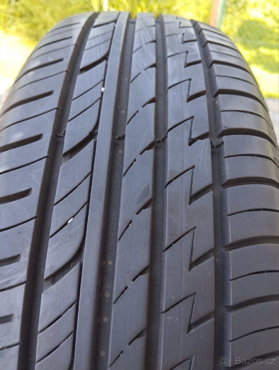 Letní pneu Lassa 185/65/15 letní 4x7mm+