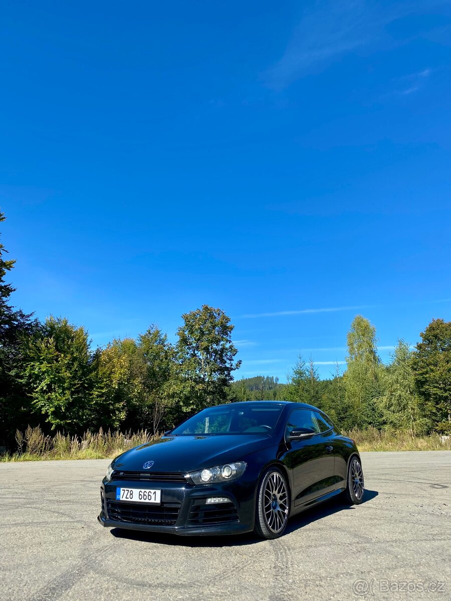 Volkswagen Scirocco R 2.0 TSI DSG