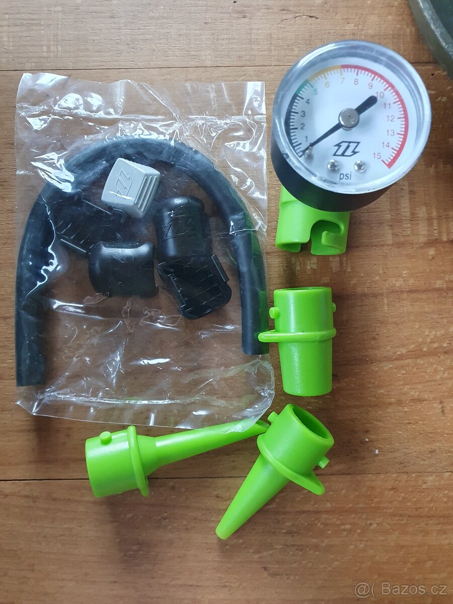 Kite / North / příslušenství / pumpa