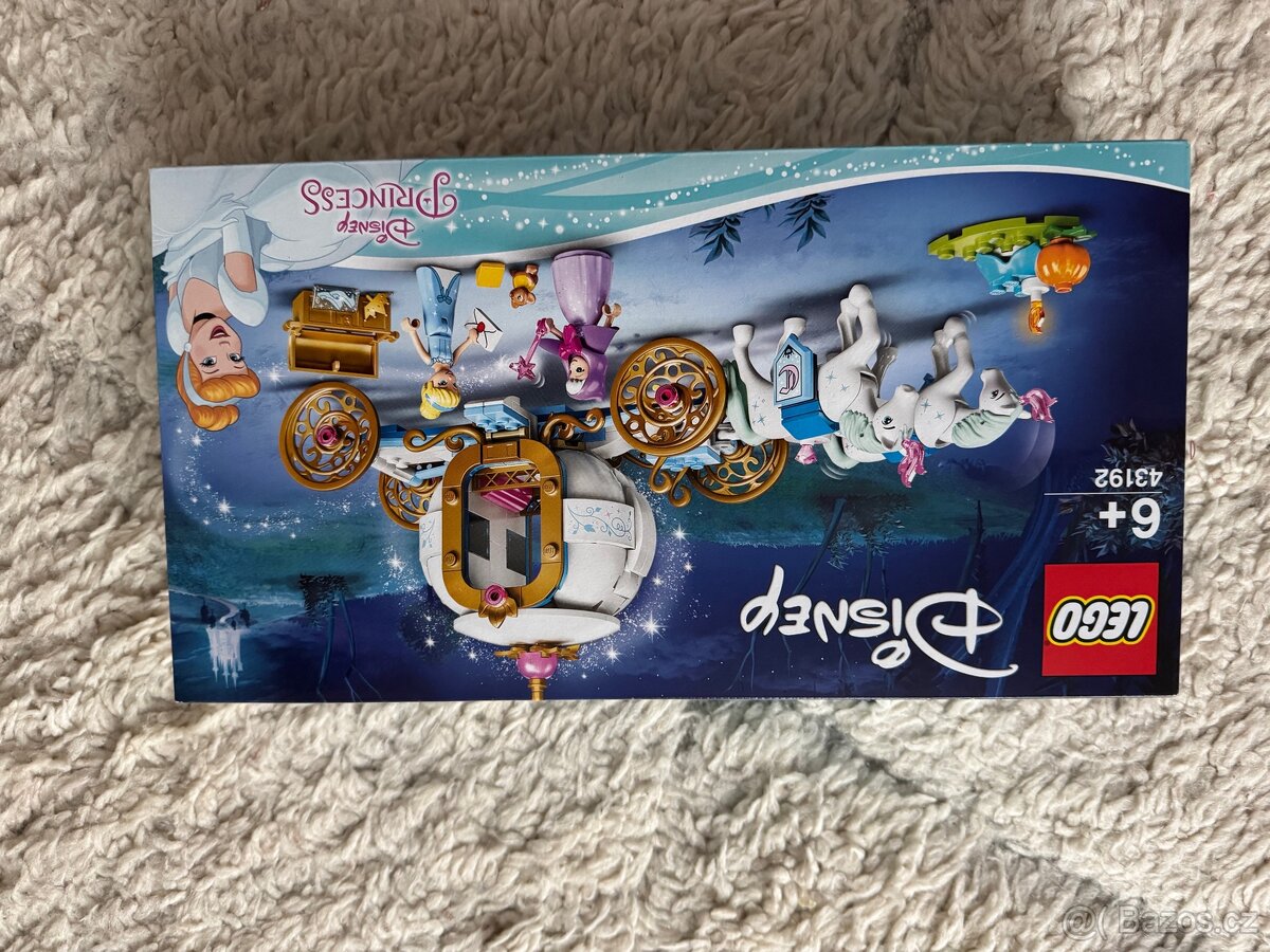 Nové lego: LEGO® 43192 DISNEY POPELKA A KRÁLOVSKÝ KOČÁR