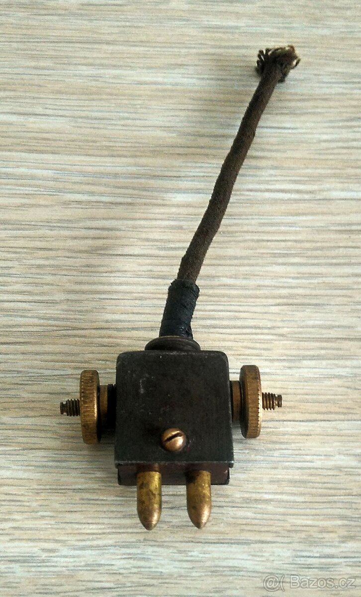 konektor sluchátek - 2. světová válka