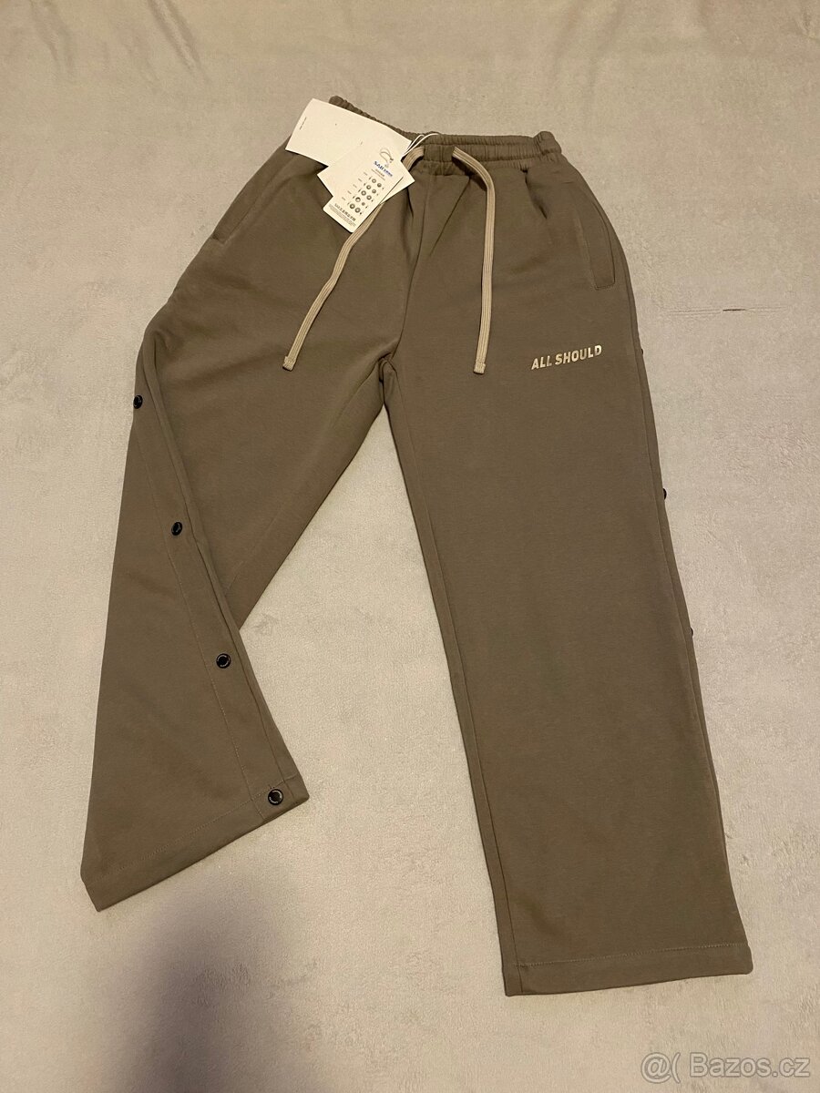 Tepláky panské nové