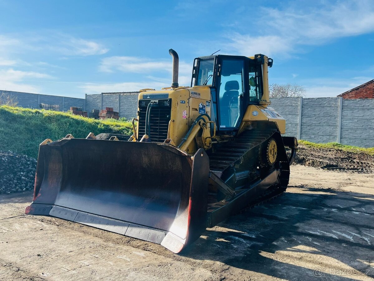Buldozer Caterpillar D6N XL