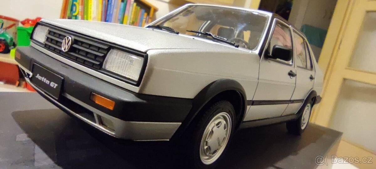 VW Jetta 2 GT 1:18 Mision model