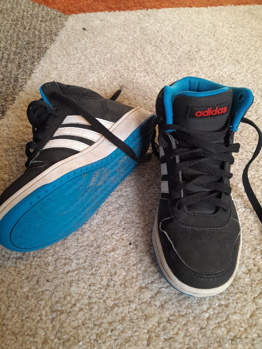 Kotníkové botasky Adidas