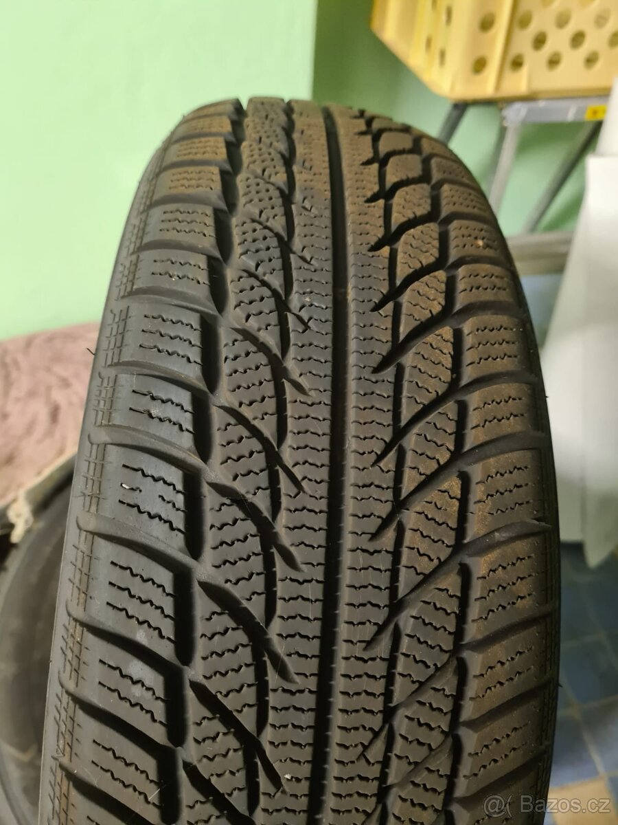 Zimní gumy 185/65R15