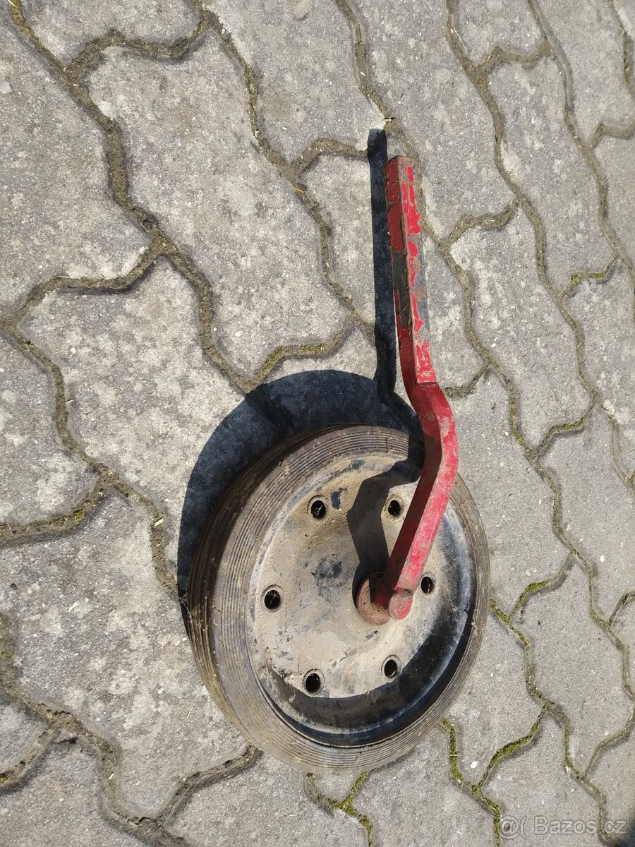 vodicí kolo VK1 na Terra Vari
