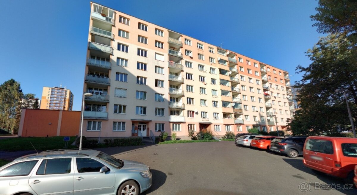 Dlouhodobý pronájem bytu 1+1 33m2 , Palackého. Chodov