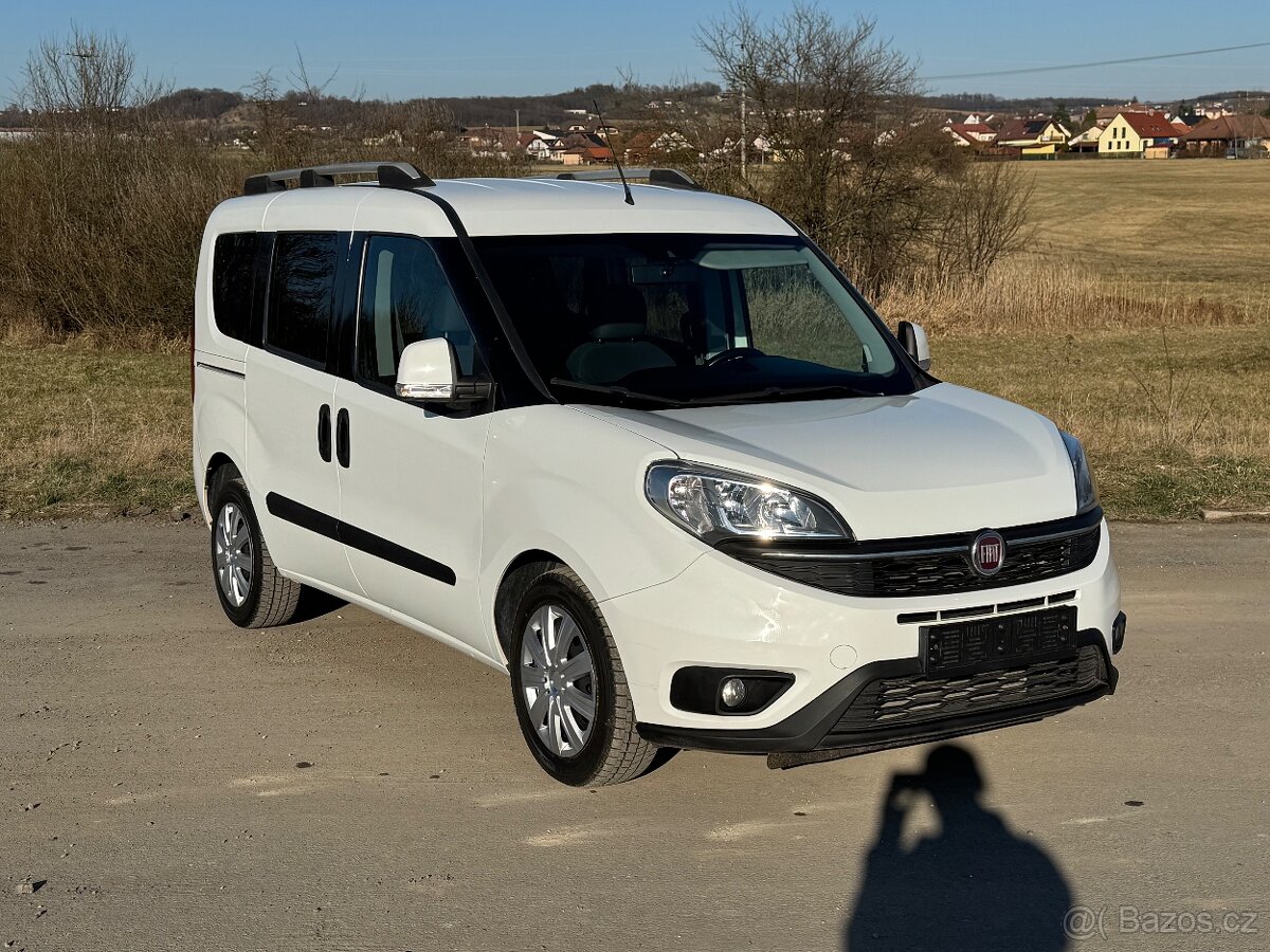 Fiat Doblo 1.4T 88kw CNG, rv2015,1.MAJITEL,NOVÁ STK,NAVIGACE