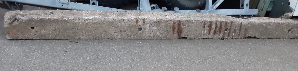 Betonový pilíř