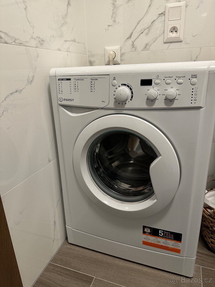 Slim pračka Indesit EWUD 41051 W