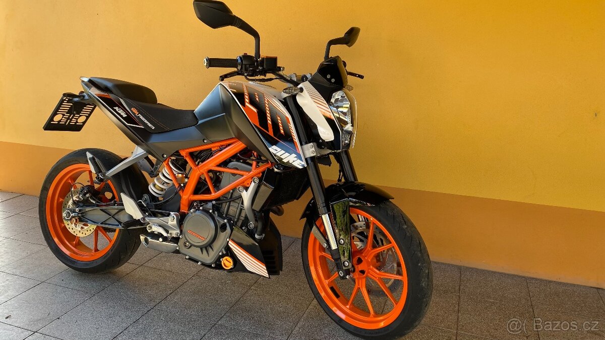 KTM DUKE 390 / ABS / 2x klíč / PĚKNÁ / doplňky/ po majitelce