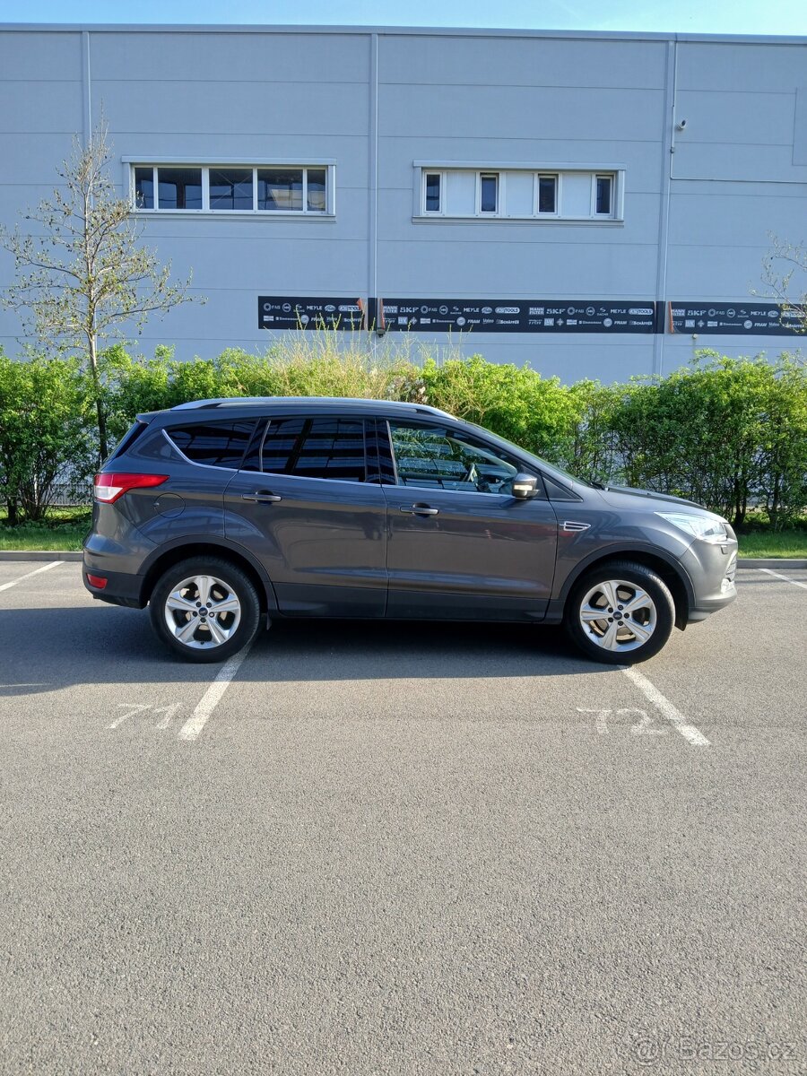 Ford kuga 1.5 ecobust 2016 + zimní sada kol