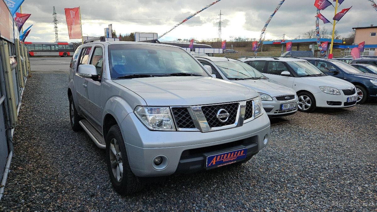 NISSAN PATHFINDER 2,5 DCI