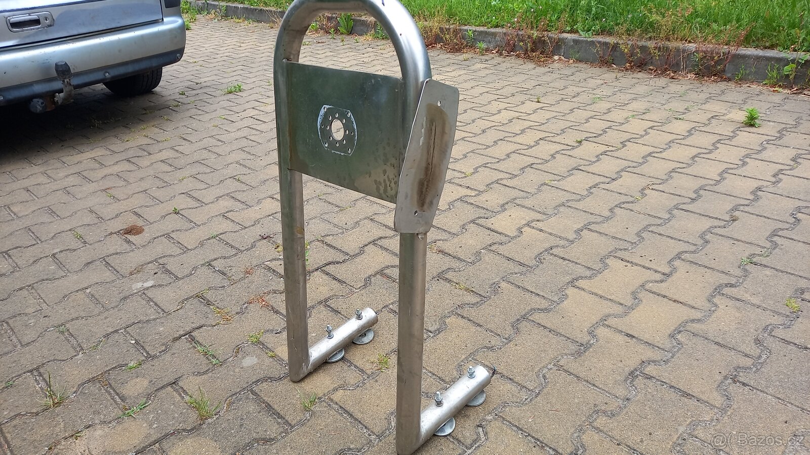 Nerezova konzole rizeni na clun