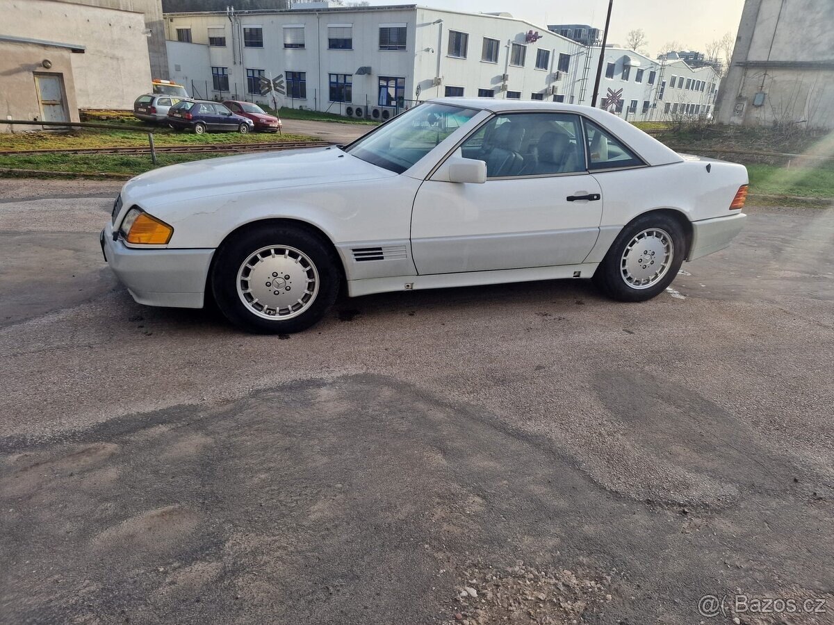 Mercedes SL 300 24v 170kw, R.v 1990, vozidlo na platných vet