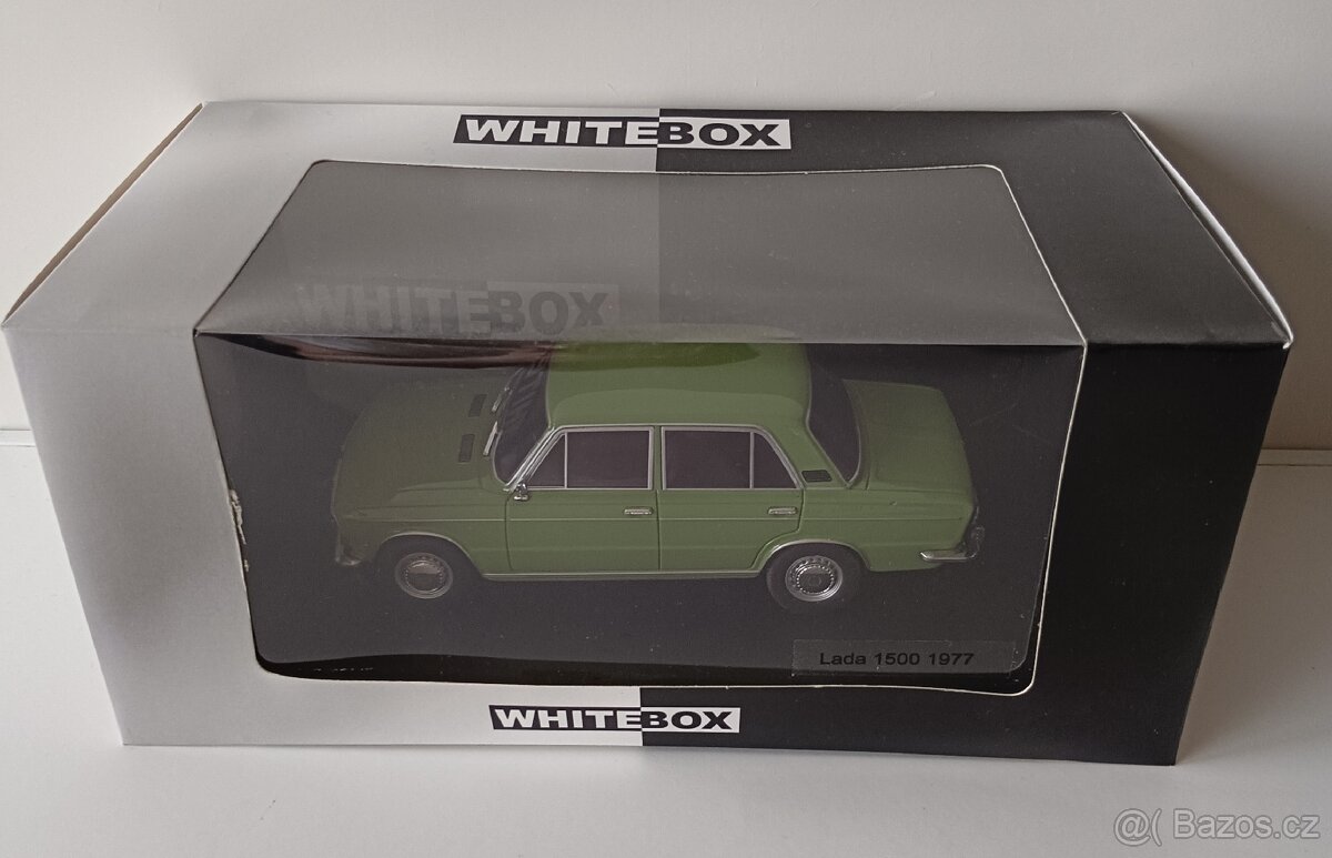 Lada 1500 Whitebox 1:24 hráškově zelená 1977