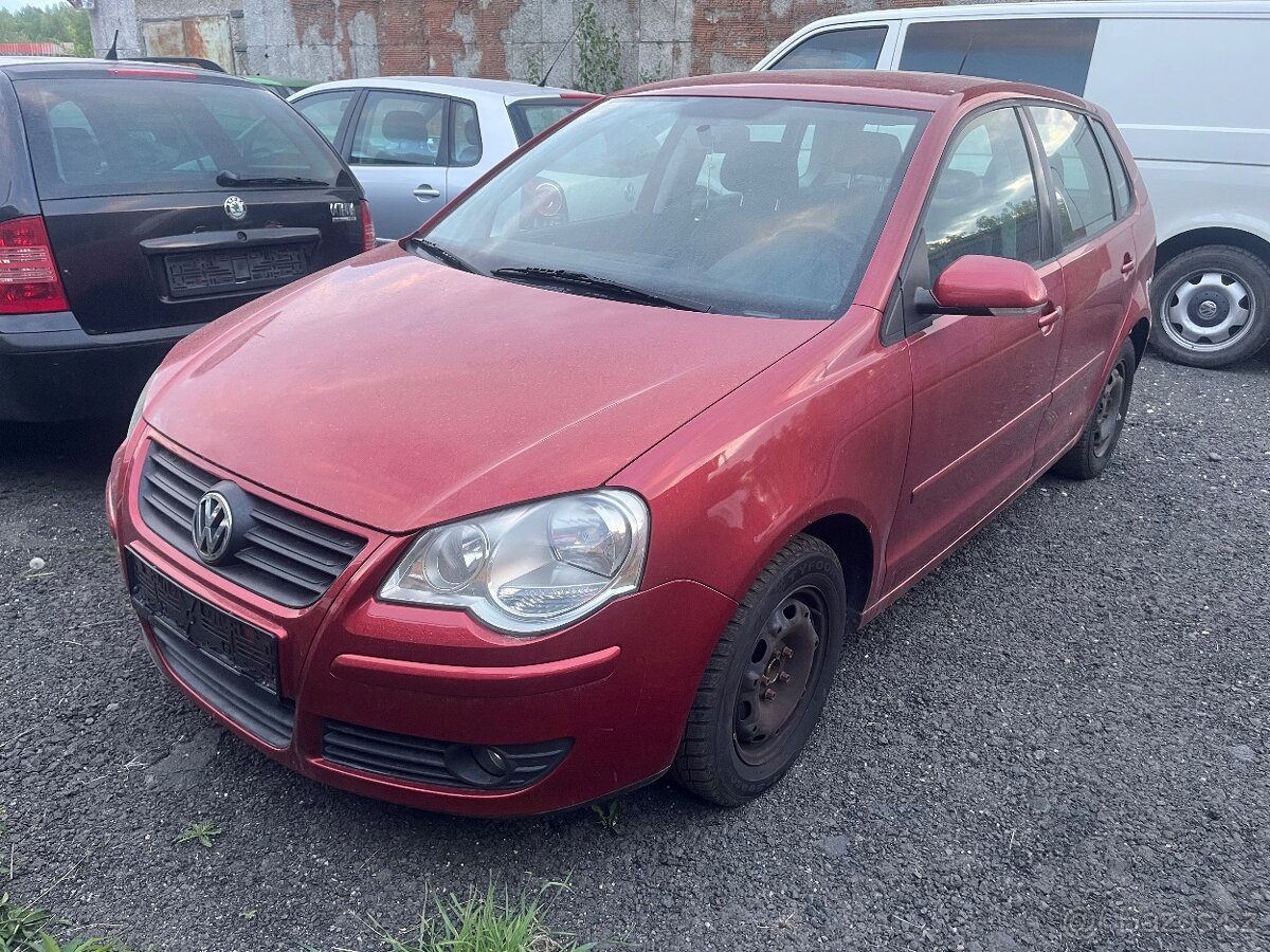 VW Polo 9N 2006 LA3X BMD kapota, blatník, dveře, světlo