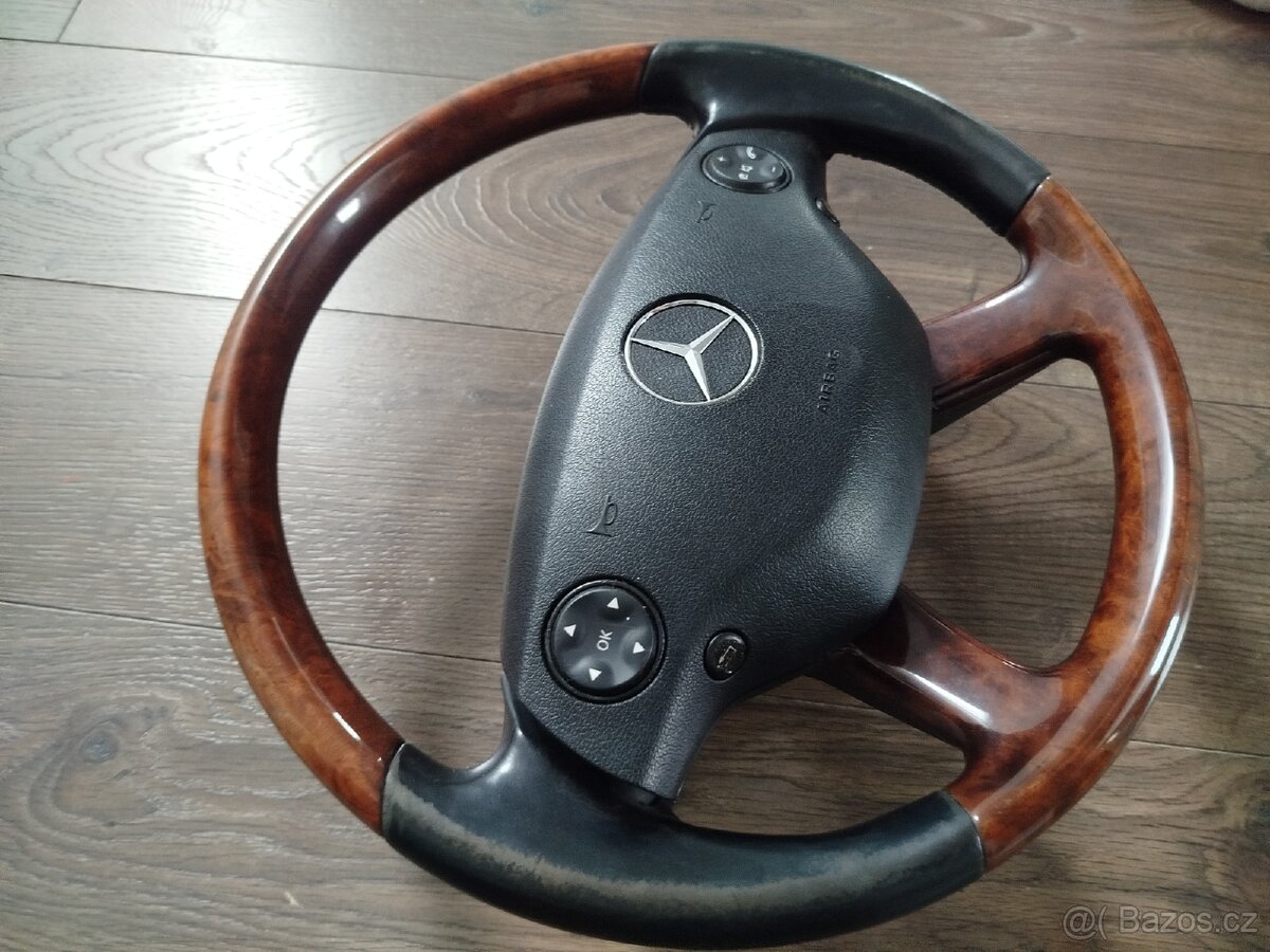 Volant w221 předfacelift, dřevěný vyhřívaný